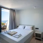 Kaiafa “ismini” Villa *