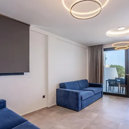 Kaiafa “ismini” Villa *