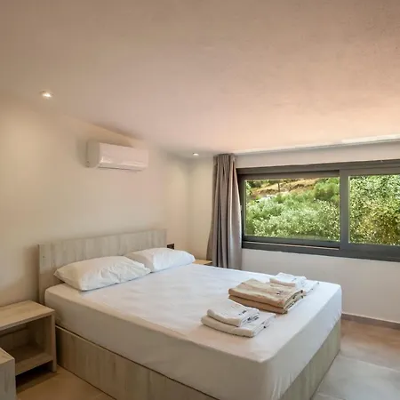 Kaiafa “ismini” * Polikhronon