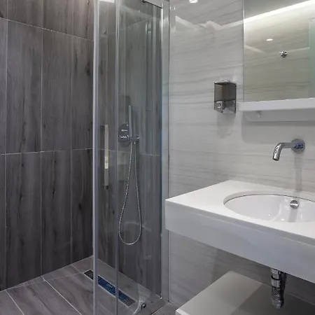 Kaiafa “ismini” 别墅 *