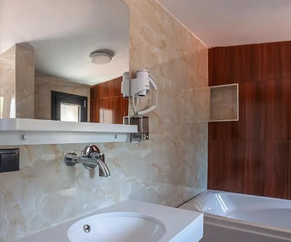 Villa Kaiafa “ismini” *