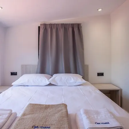 Kaiafa “ismini” Willa *