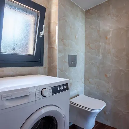 Kaiafa “ismini” *