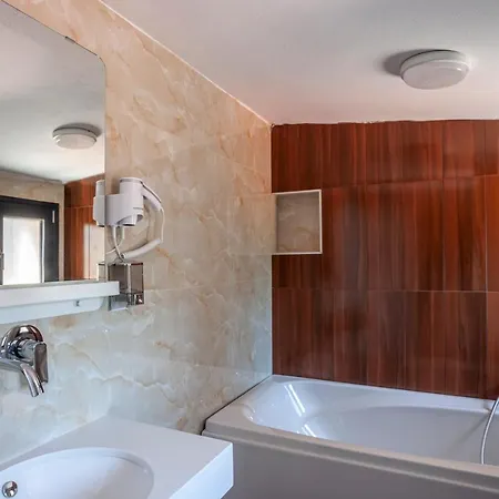 Kaiafa “ismini” Willa